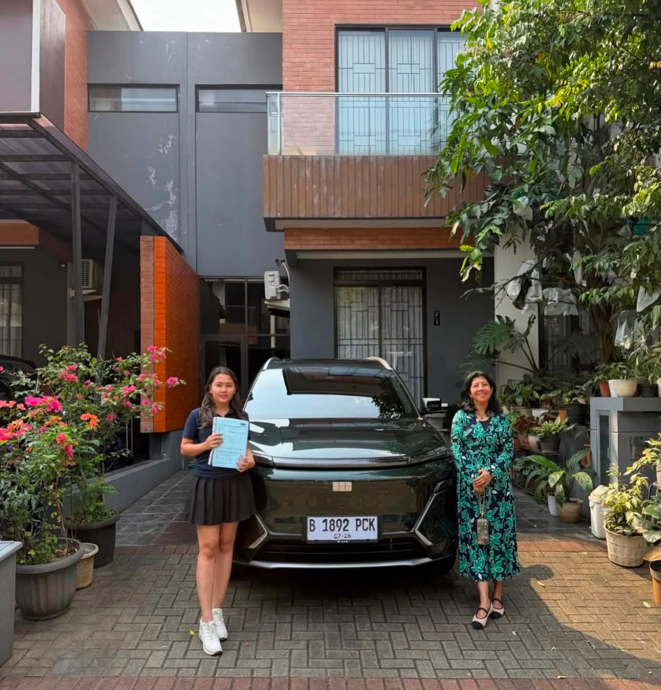 Customer Geely BSD 5